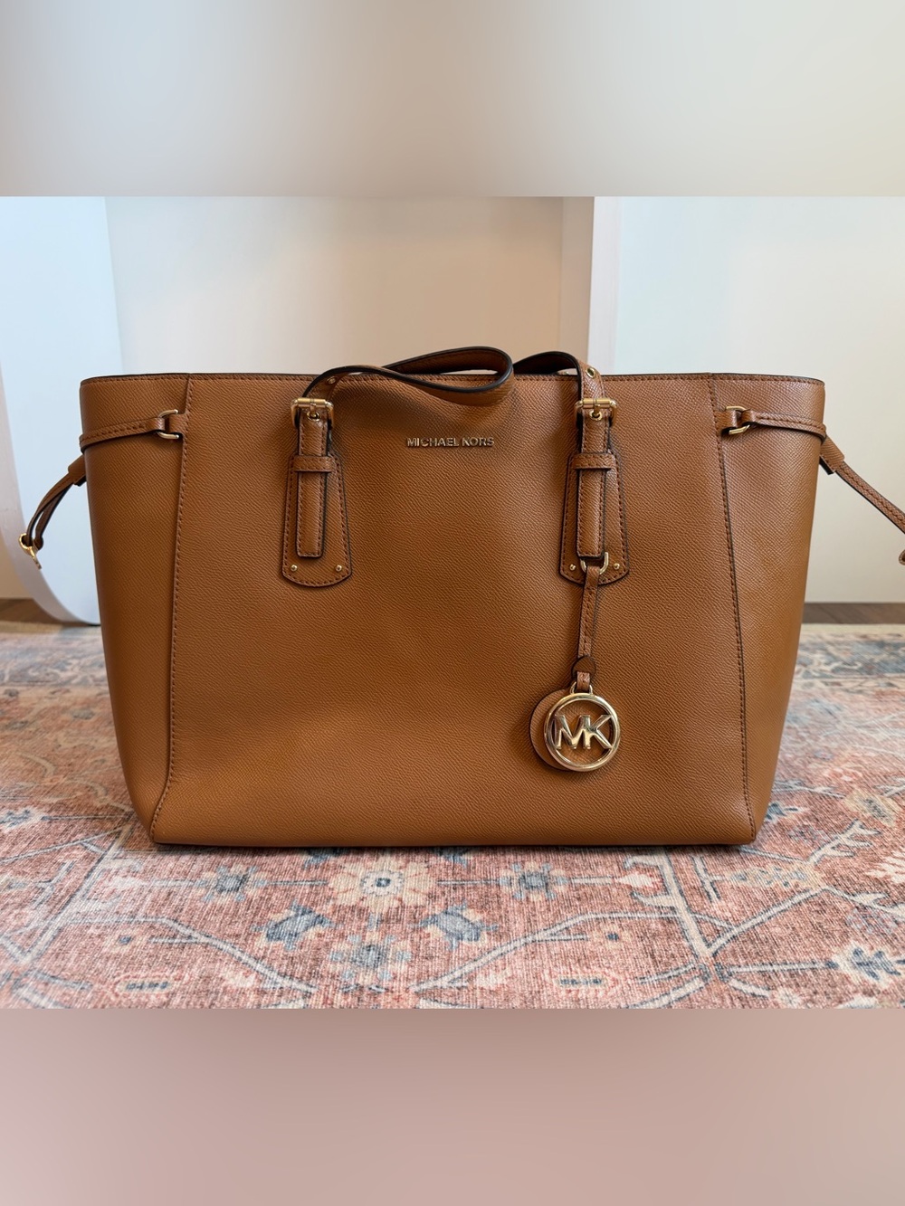 Michael Kors, laptop handbag - Picture 1 of 6